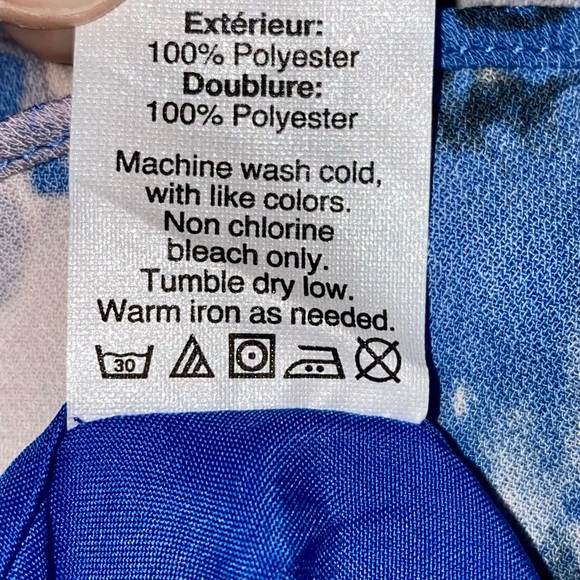 SOLD 💕J Crew Scalloped Floral Spaghetti Strap Tank Top - Picture 9 of 14